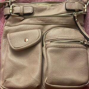 Cream Leather Crossbody Bag with Adjustable Strap